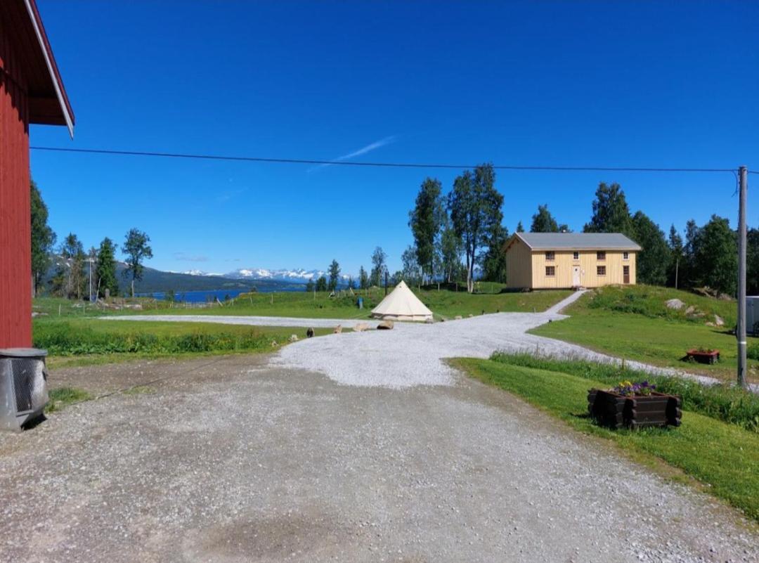 Hotel Villmarksgard Camping Hattfjelldal Esterno foto